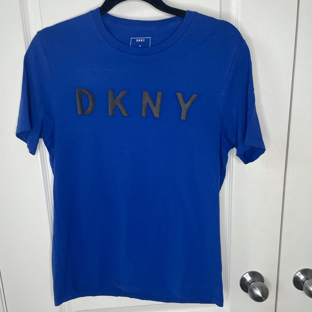 DKNY men’s shirt